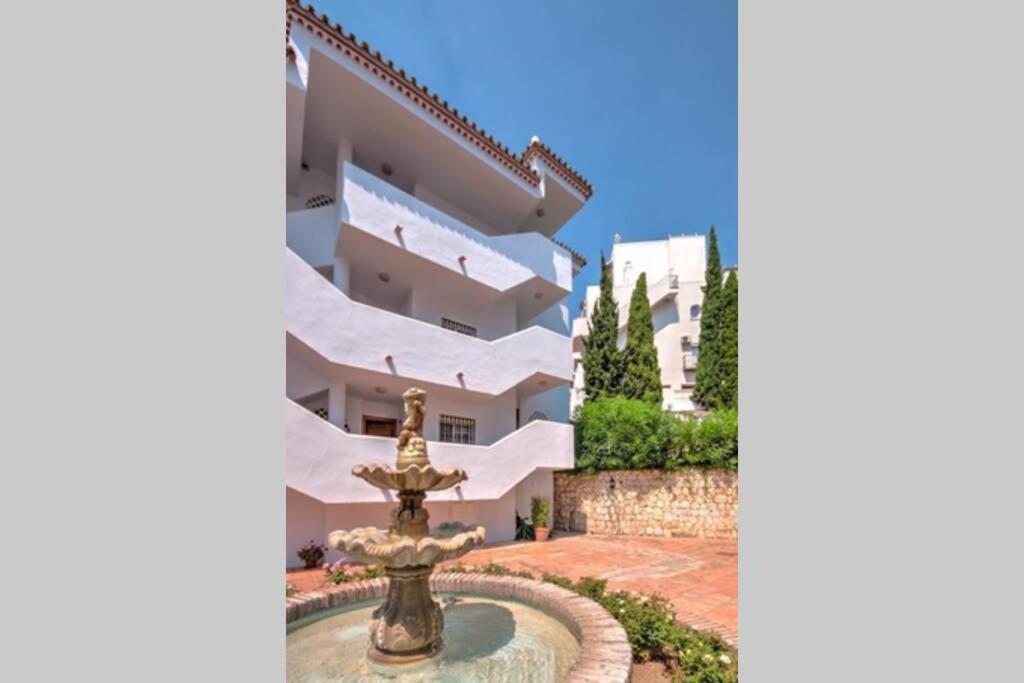 Macas Apartment Parque De La Paloma Pueblo Quinta Benalmadena Con Vistas Al Mar Piscina Y A 3 Minutos De La Playa Esterno foto