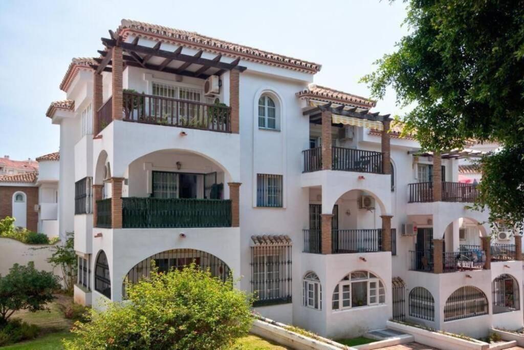 Macas Apartment Parque De La Paloma Pueblo Quinta Benalmadena Con Vistas Al Mar Piscina Y A 3 Minutos De La Playa Esterno foto